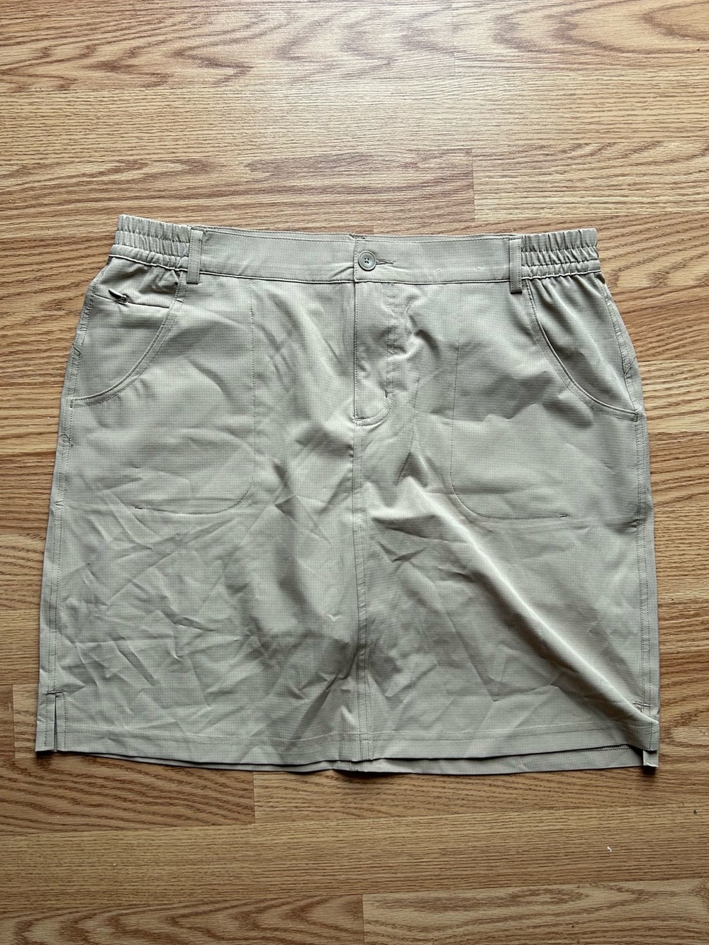 Tilley Women’s Skort Tan Size Large